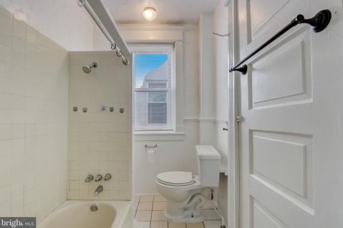 5111 Catharine St, Philadelphia PA 19143-2615 exterior