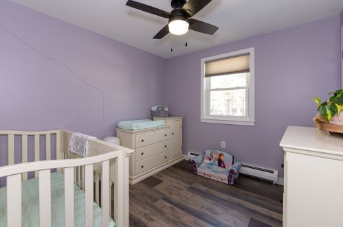 8 Foxglove Ter, Concord NH 03303-3419 exterior