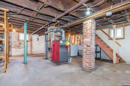 128 Grand St, N Milford NJ 07646-2626 exterior