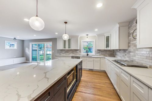 9540 Avers Ave, Chicago IL  60805-2027 exterior