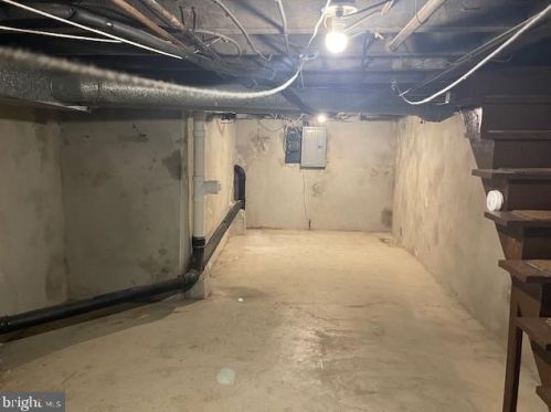 2545 Alder St, Philadelphia PA 19148-4908 exterior