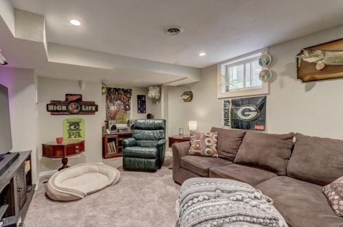 514 64, Milwaukee WI 53213-4050 exterior