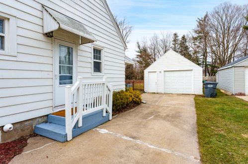 2303 Glendale Blvd, Kalamazoo MI  49004-1759 exterior