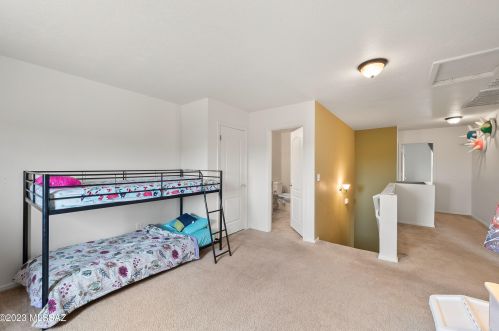 6931 Harrier Loop, Tucson AZ  85756-8614 exterior