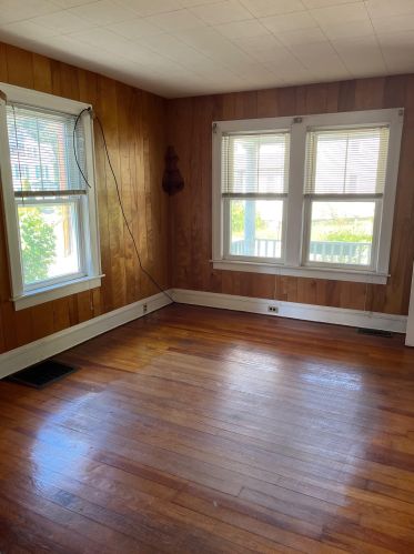 41 Thompson St, Concord NH 03301-2406 exterior