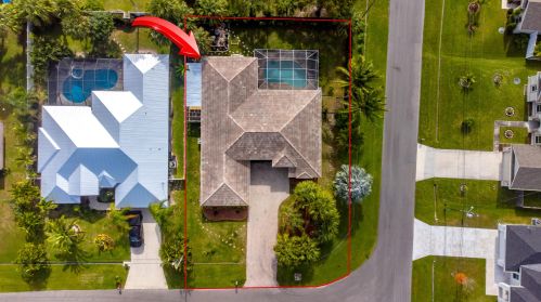 1590 Underwood Ave, Fort Pierce FL  34953-2586 exterior