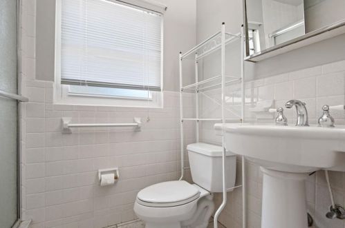 12403 53rd St, Tampa FL 33617-1451 exterior