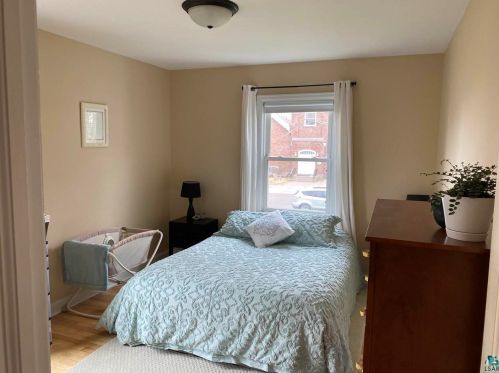 4423 Mcculloch St, Duluth MN 55804-1937 exterior