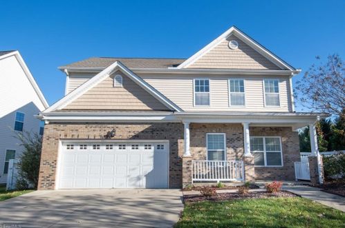 1905 Glenkirk Dr, Burlington, NC 27215-9494