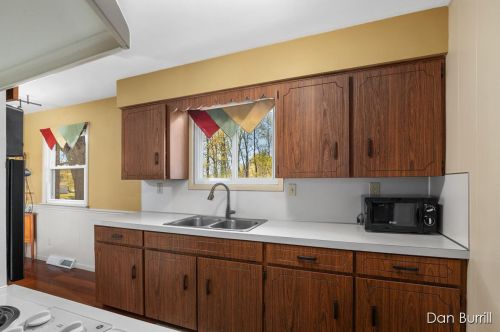 4118 68 St, Byron Township MI 49315-9428 exterior