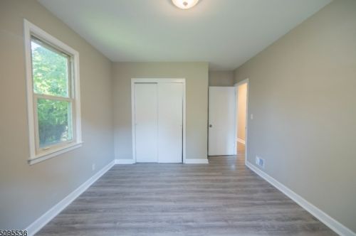 451 River Rd, Rahway NJ  07065-4203 exterior