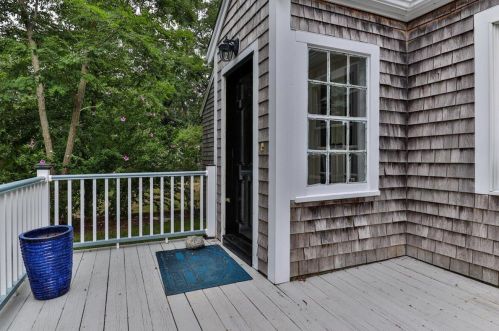49 Salt Pond Rd, Eastham, MA 02642-2443