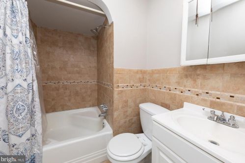 7340 Limekiln Pike, Philadelphia PA 19138-1335 exterior