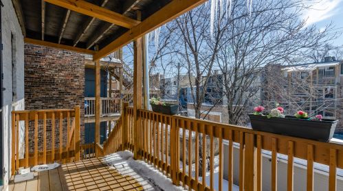 1511 67 Pl, Chicago IL 60637-4832 exterior