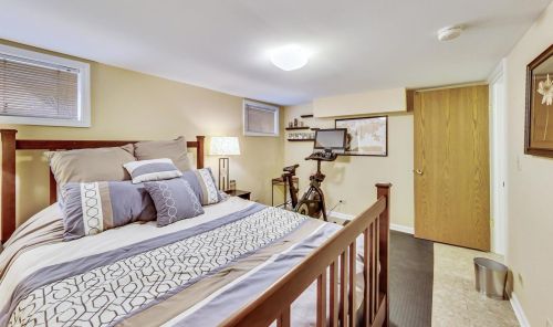 3320 Newcastle Ave, Chicago IL 60634-2355 exterior