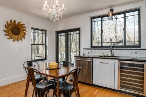 183 Meadowbrook Rd, Springfield MA 01106-1341 exterior