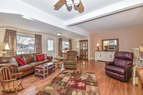 3825 84, Milwaukee WI 53228-1705 exterior