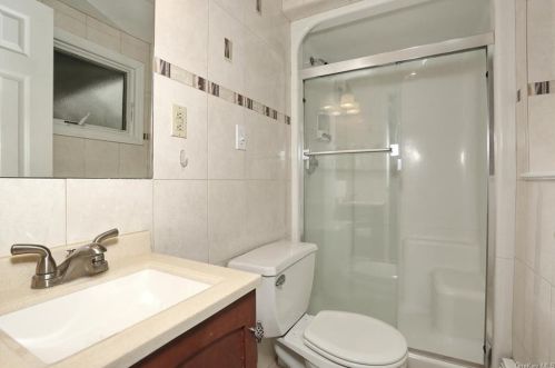 574 Millburn Ct, Valley Cottage NY 10989-1420 exterior