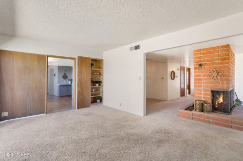 1401 Brown Ave, Tucson AZ 85710-3174 exterior