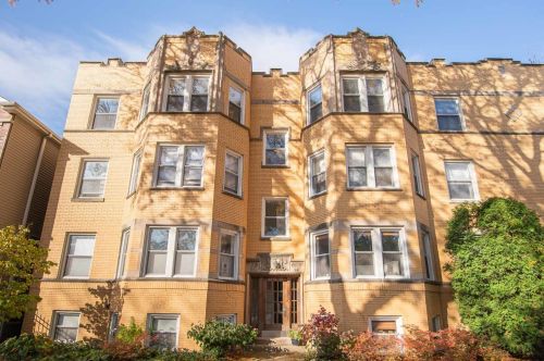 4256 Francisco Ave, Chicago IL  60618-2610 exterior