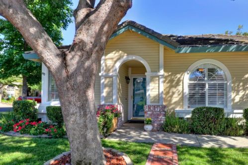 115 Rockbolt Cir, Folsom, CA 95630-3235