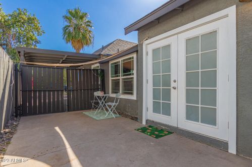 2216 23rd St, Phoenix AZ  85006-2030 exterior