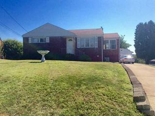 94 Delfred Dr, Collier Township, PA 15106-1708