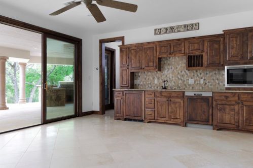 399 Cortona Dr, Austin TX 78746-4464 exterior