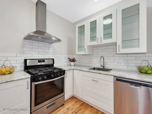 2052 Bingham St, Chicago IL  60647-4032 exterior