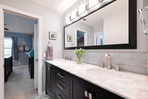 11608 Emerald Fls Dr, Austin TX 78738-5327 exterior