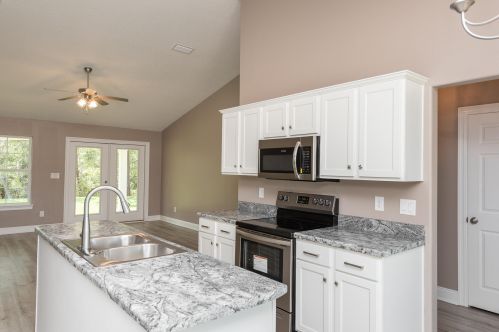 6917 Datura St, Milton FL 32570-3242 exterior