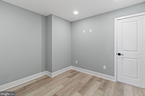 2112 8th St, Philadelphia PA  19122-1312 exterior