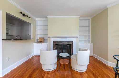 22 River St, Boston, MA