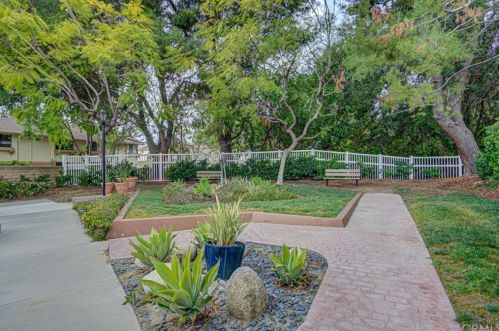 2252 Cheyenne Way, Fullerton CA 92833-4950 exterior