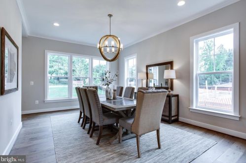 1978 Kirby Rd, Mc Lean VA 22101-5326 exterior