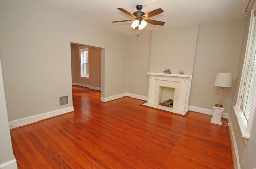 3925 Winnebago St, Saint Louis, MO 63116-3636