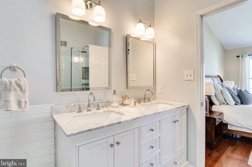 7041 Chesley Search Way, Alexandria VA 22315-4754 exterior