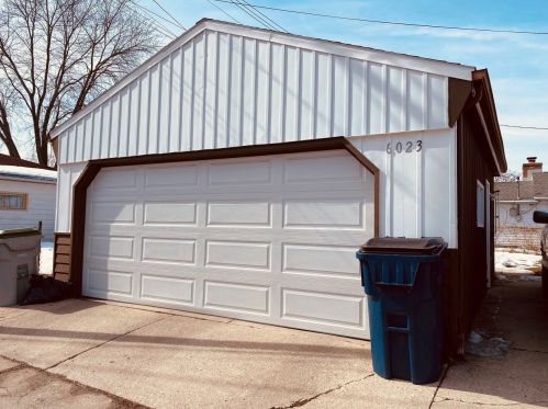 6023 Holt Ave, Milwaukee WI 53219-4356 exterior