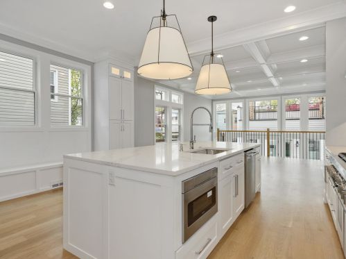 2654 Cortland St, Chicago IL 60647-4837 exterior