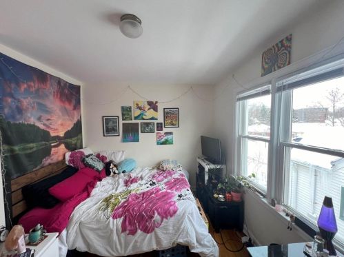 2037 Helena St, Madison WI 53704-5519 exterior