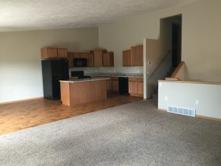 729 17th St, Brookings SD  57006-6628 exterior