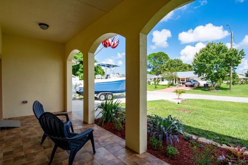 3634 Margela St, Fort Pierce FL 34953 exterior