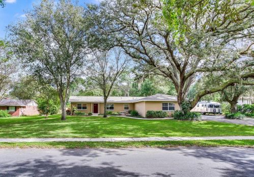 12607 51st St, Tampa, FL 33617-1419