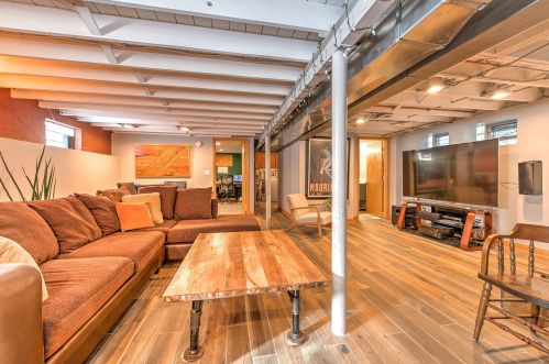 5646 Nottingham Ave, Chicago IL 60638-3109 exterior