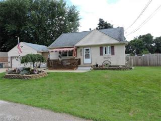 4520 2nd St, Canton, OH 44708-5306