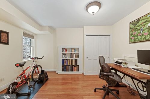 709 Capitol St, Washington DC 20003-1711 exterior