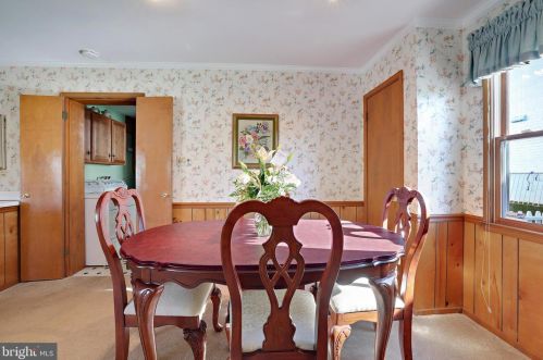 12722 Holdridge Rd, Silver Spring MD 20906-3830 exterior