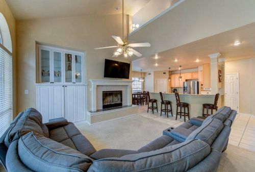 4933 China Gdn Dr, Austin TX 78730-3577 exterior