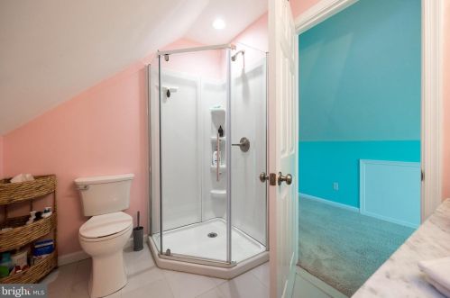 697 Hanover St, Pottstown PA 19464-4519 exterior