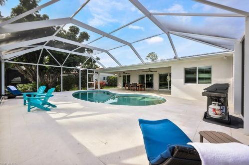 2218 Kings Lk Blvd, Naples FL 34112-5328 exterior